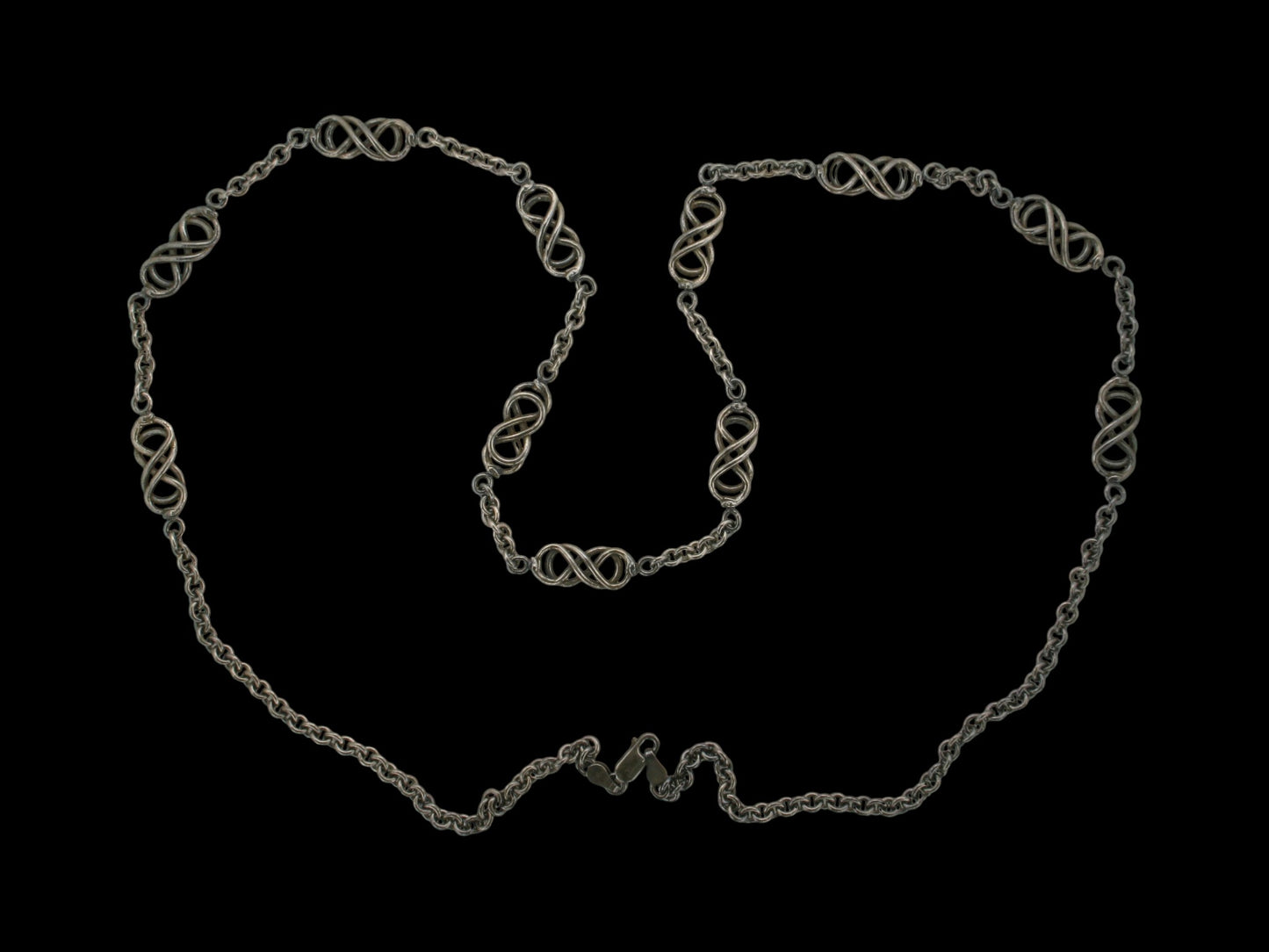 Aei - 'Lover's knot' entwined snake spacer and chain link necklace